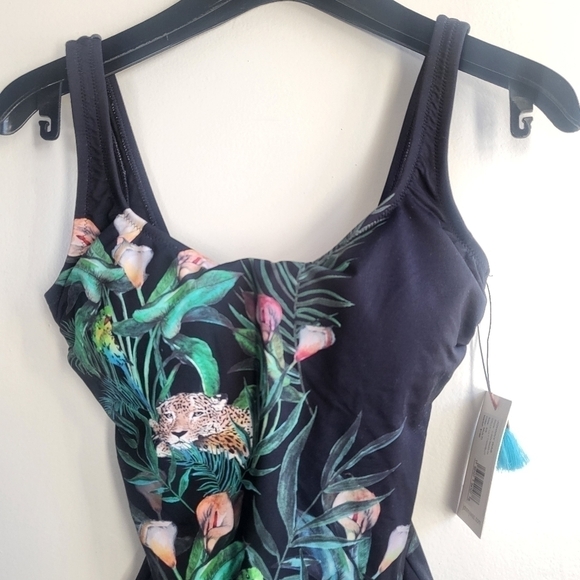 New JOHNNY WAS Calla Lily Printed One-Piece Swimsuit NWT Size X-Small - Picture 11 of 17